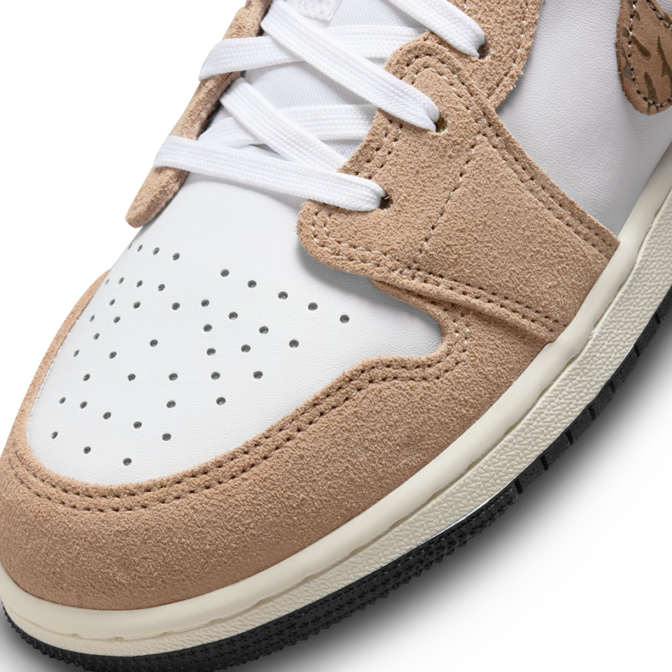 GS Air Jordan 1 Low SE - 'Hemp/Light British Tan' - Image 7