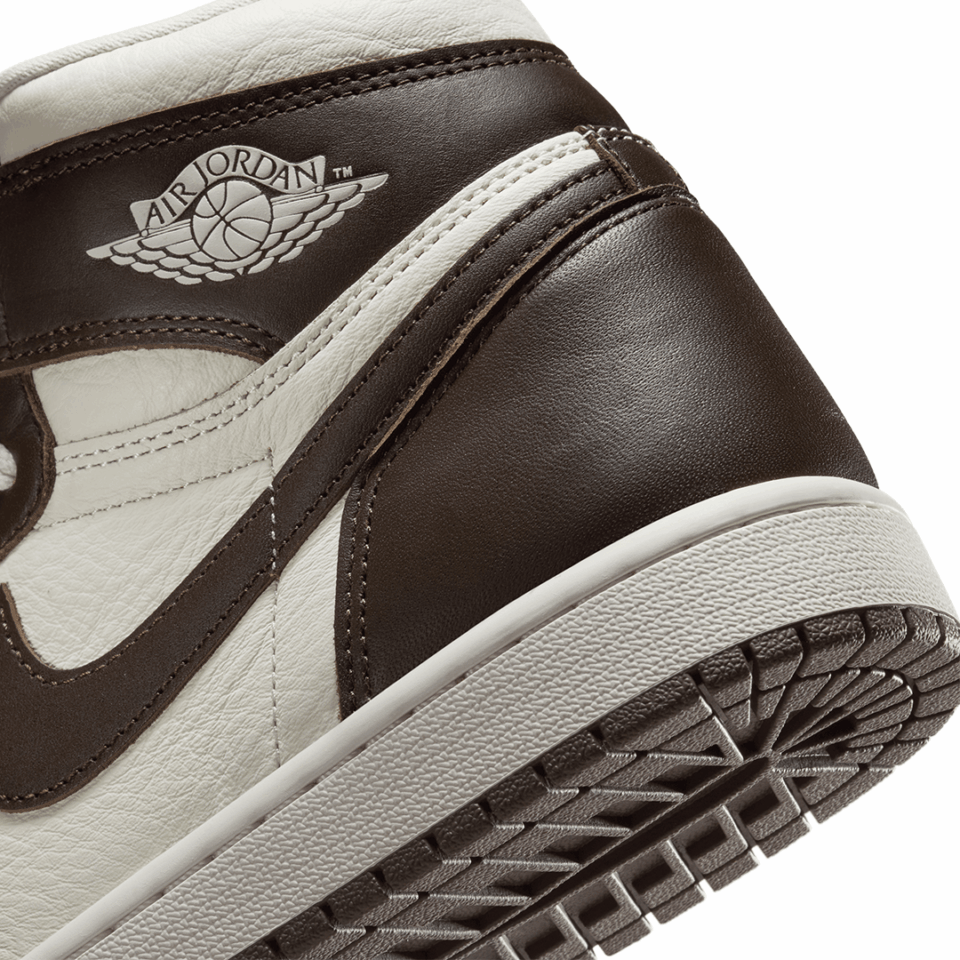 WMNS Air Jordan 1 High OG - 'Baroque Brown/Sail/Lt Madder Root'