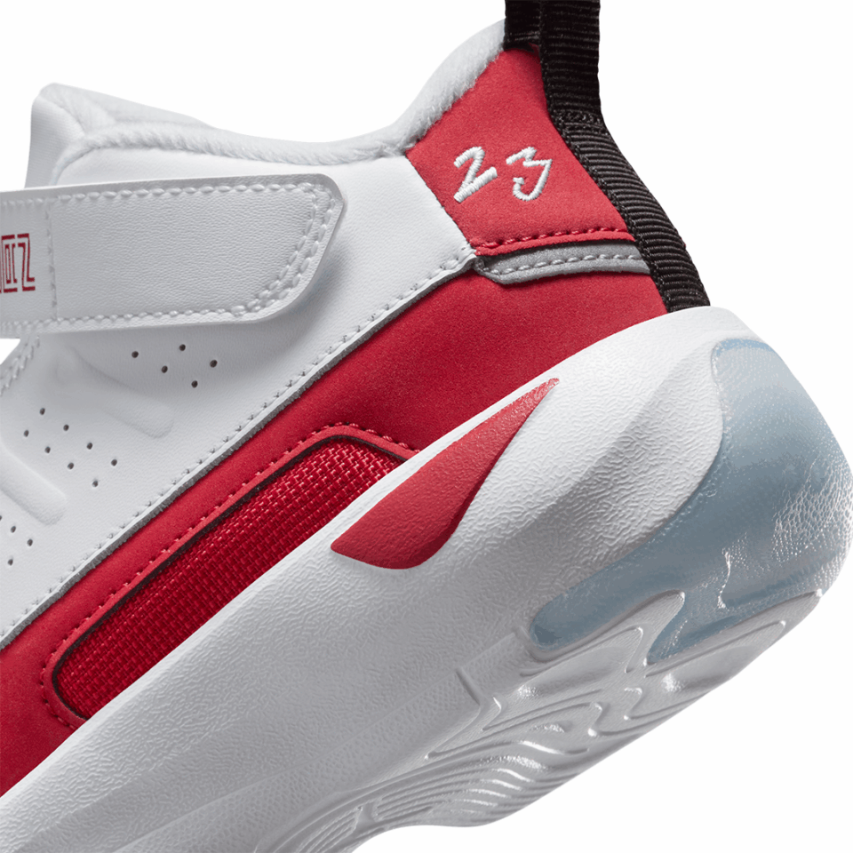 PS Jordan Max Aura 7 - 'White/Red'