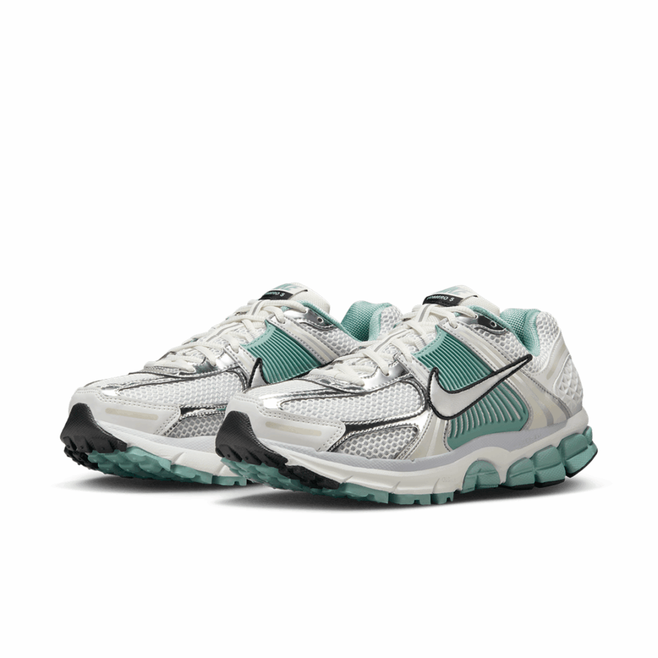 WMNS Nike Zoom Vomero 5 - 'Summit White/Metallic Silver'