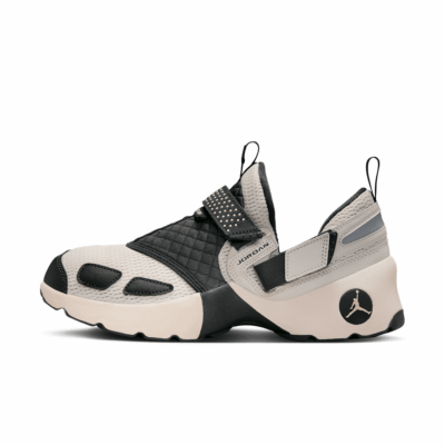 WMNS Air Jordan Trunner LX - 'Lt Orewood Brn/Anthracite'
