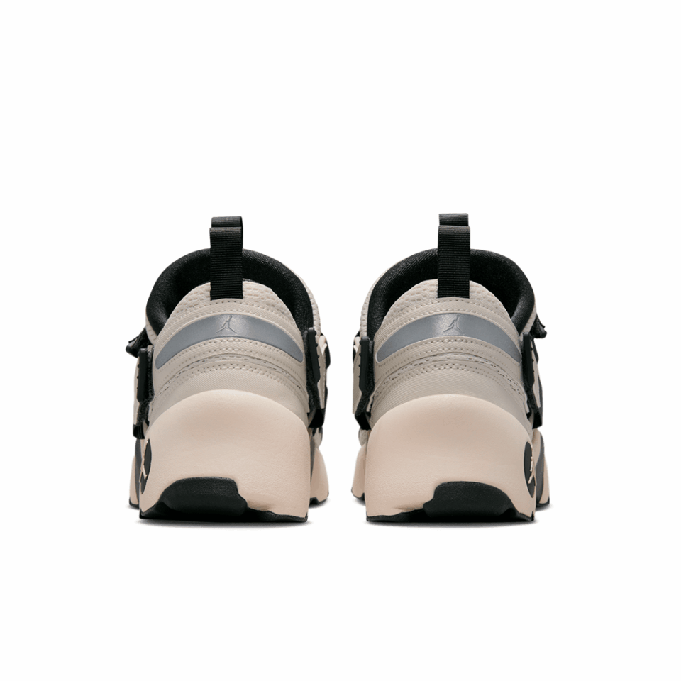 WMNS Air Jordan Trunner LX - 'Lt Orewood Brn/Anthracite'