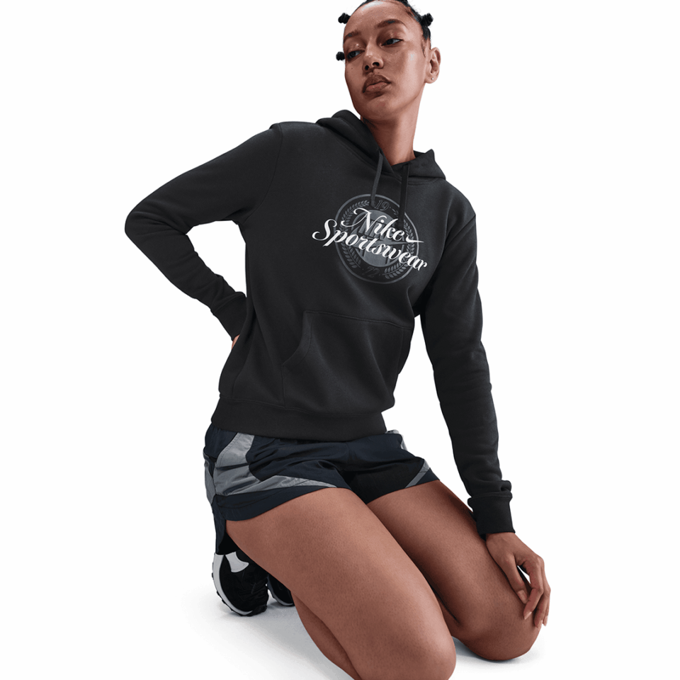 WMNS Nike Graphic Hoodie - 'Black'
