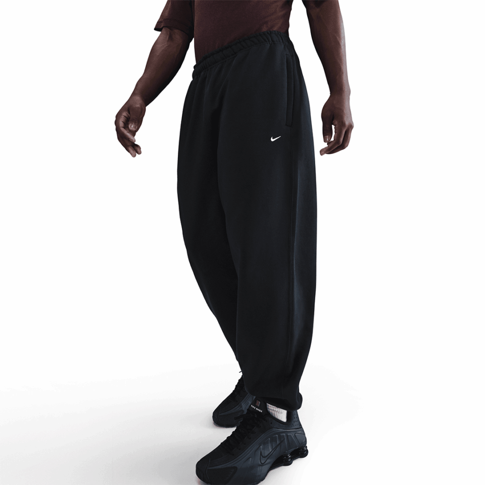 Nike Solo Swish Jogger - 'Black/Black'