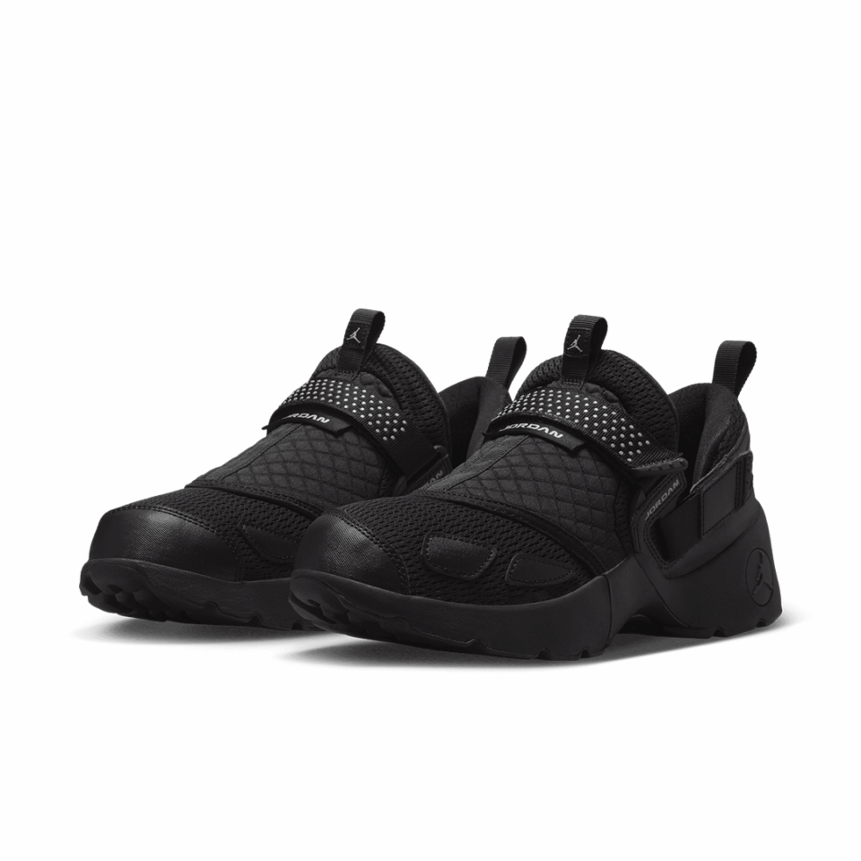 WMNS Air Jordan Trunner LX - 'Black/Black'