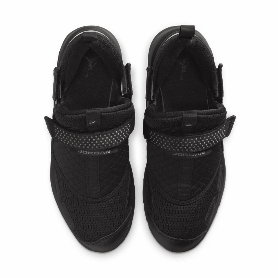 WMNS Air Jordan Trunner LX - 'Black/Black'