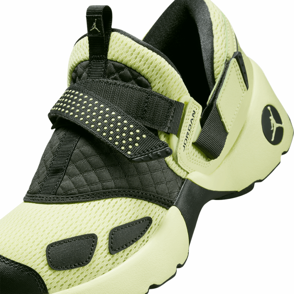 WMNS Air Jordan Trunner LX - 'Luminous Green/Anthracite'