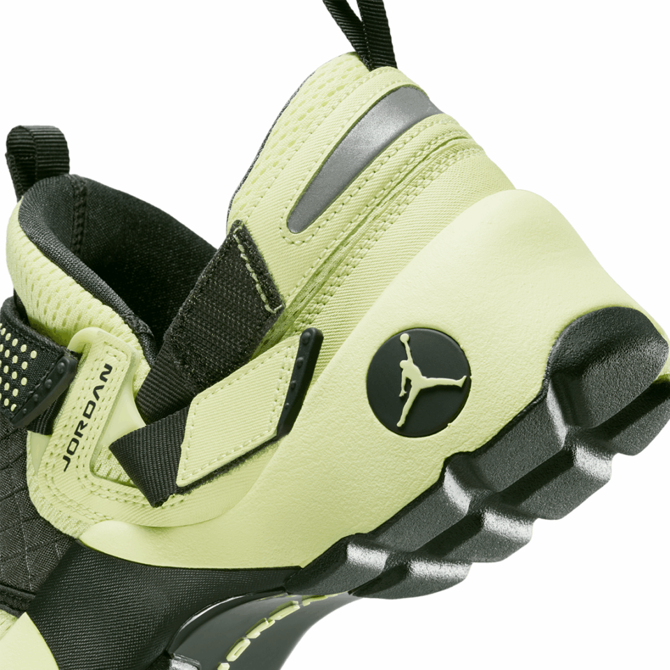 WMNS Air Jordan Trunner LX - 'Luminous Green/Anthracite'
