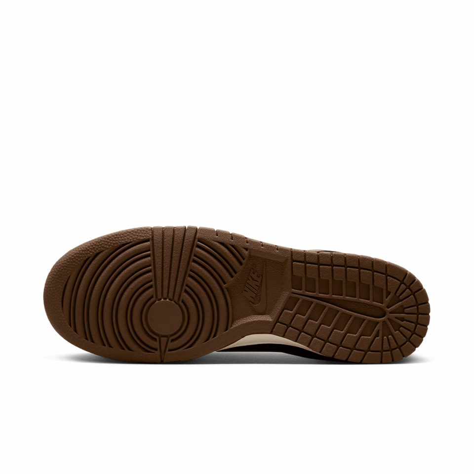 Nike Dunk Low Retro - 'Black/British Tan'