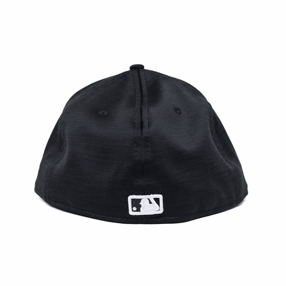 New Era 5950 Cleveland Guardians Fitted Hat - 'Black/White'