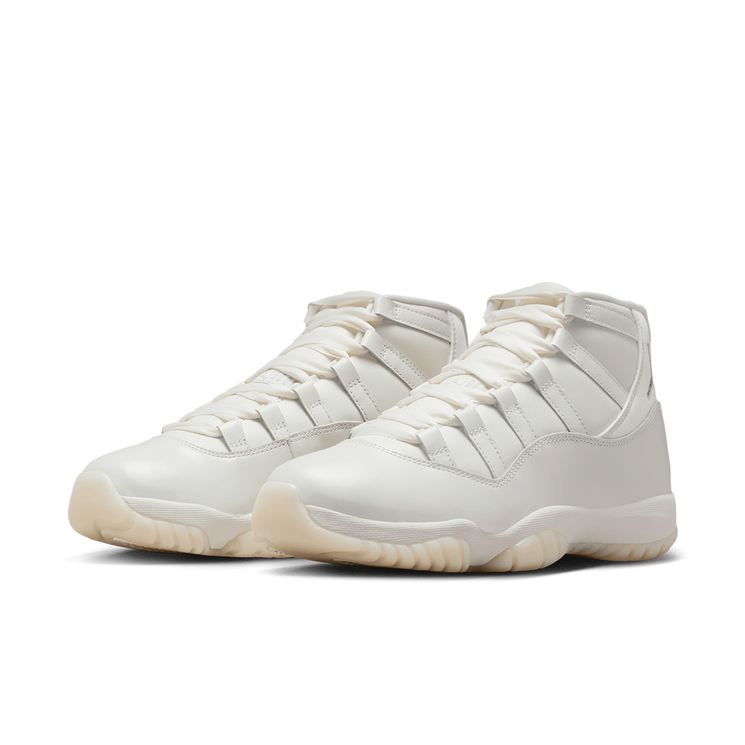 WMNS Air Jordan 11 - 'Sail/Pearl Grey-White-Metallic Silver'