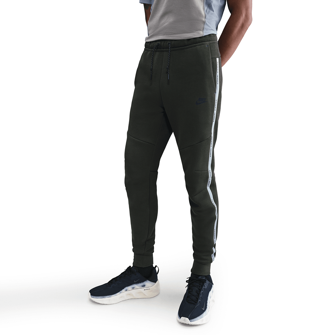 Nike Tech Fleece Jogger - 'Sequoia/Black'