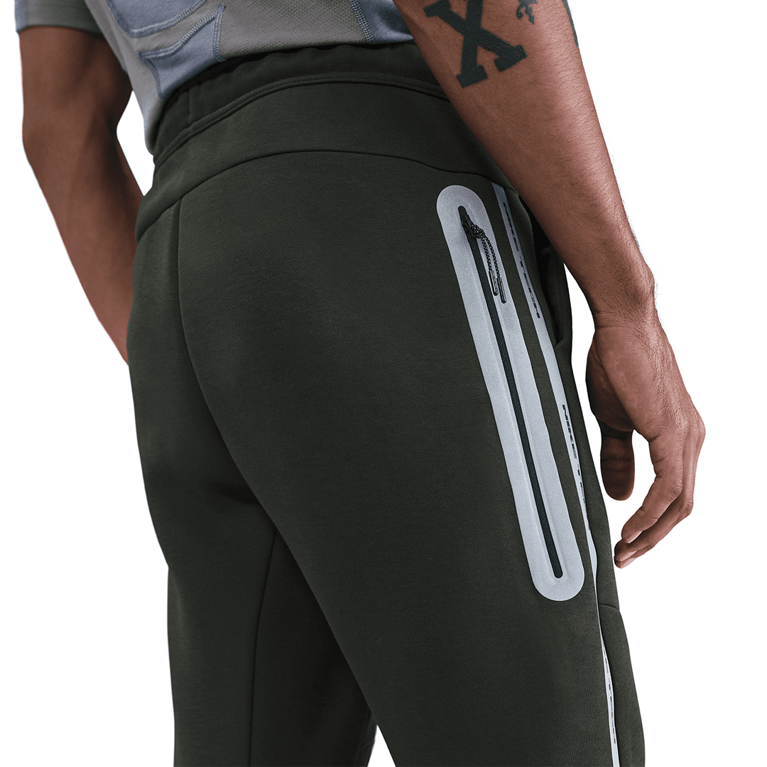 Nike Tech Fleece Jogger - 'Sequoia/Black'