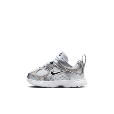 TD Nike V5 RNR - 'White/Black'