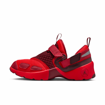WMNS Jordan Trunner LX - 'Chile Red/Team Red'