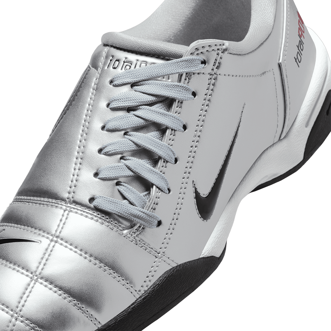 WMNS Nike Total 90 - 'Metallic Silver/Black' - Kicks Lounge
