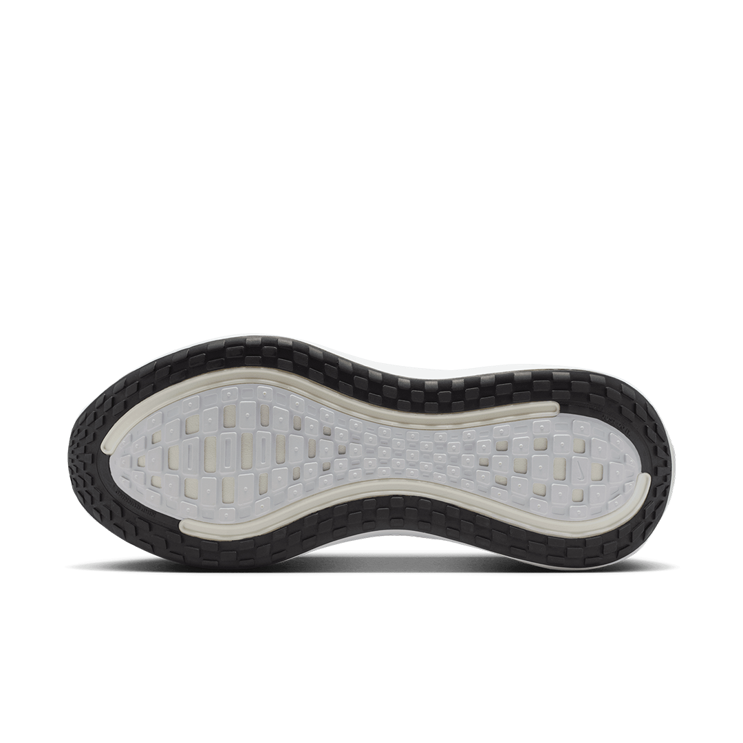 Nike Vomero Plus - 'White/Black' HV8150-101