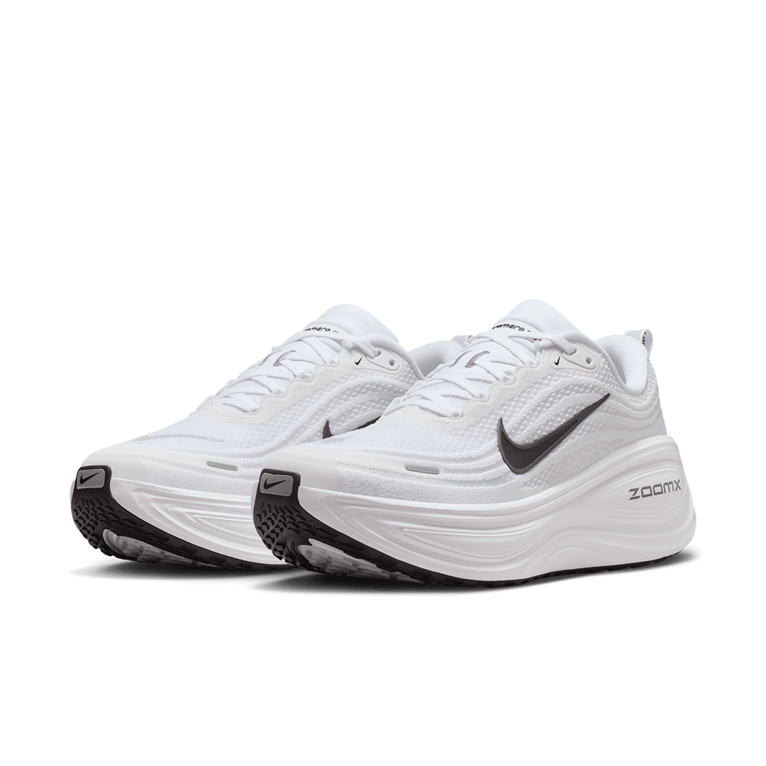 Nike Vomero Plus - 'White/Black' HV8150-101
