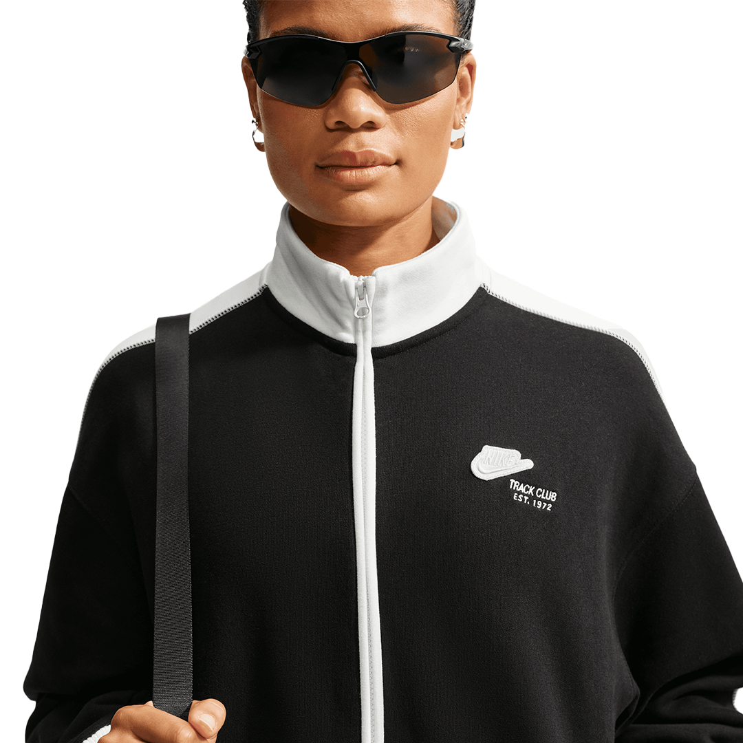 WMNS Nike Track Jacket - 'Total Black/Sail' IO2300-001